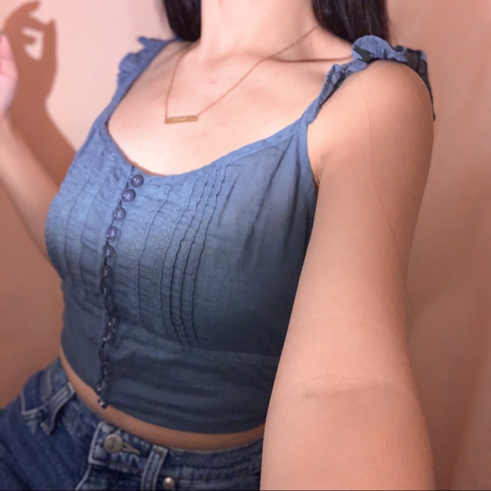 BLUE ROXY BUTTON AND LETTUCE HEM STRAP CAMI